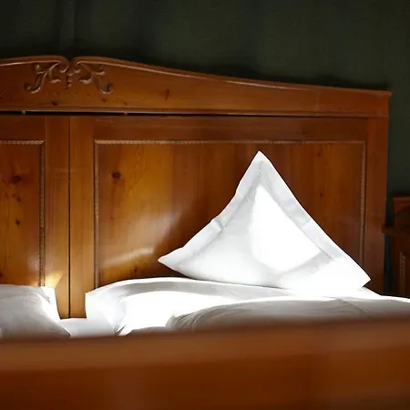 Hotel Goldene Rose Karthaus Senales