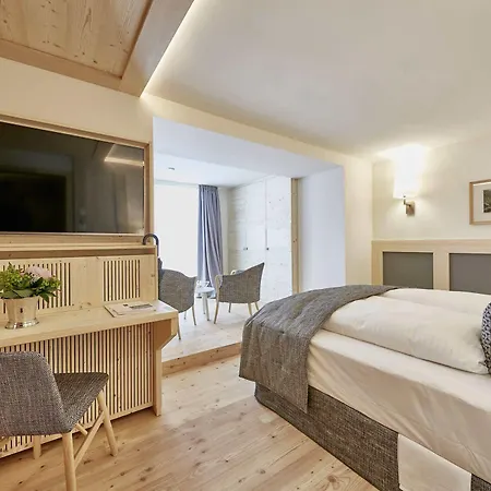 Hotel Goldene Rose Karthaus Senales